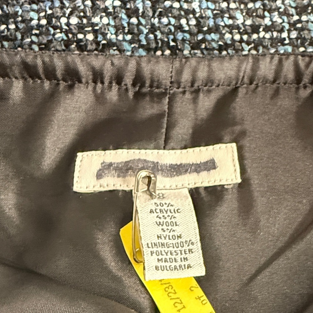 Chic Black Tweed Pencil Skirt - Picture 2 of 6